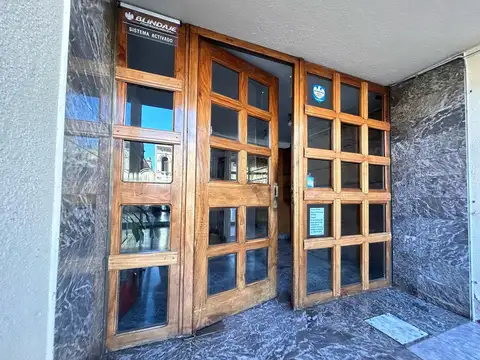 Avenida Pellegrini al 1500