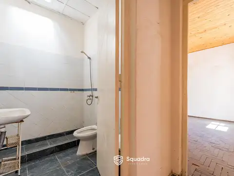 VENTA - Pasillo único NO PH, 2 dormitorios - Bella Vista, Rosario.