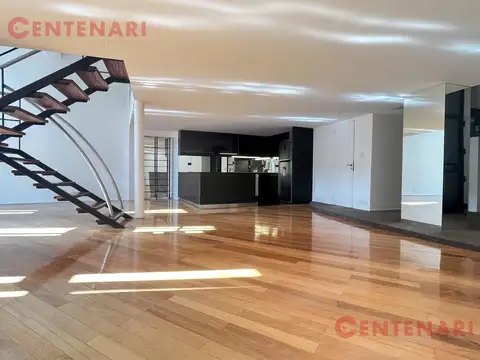 Departamento en Alquiler con 1 cocheras