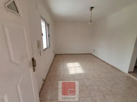 Departamento en Alquiler en Godoy Cruz, $ 430.000