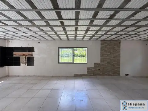 Casa 3 ambientes con 1 baño
