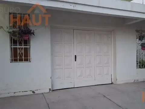 Casa en Venta en General Fernandez Oro, USD 120.000