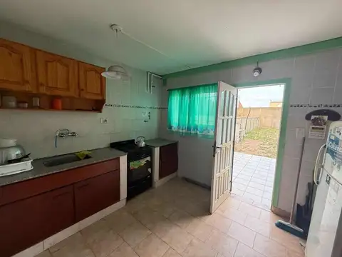 Depto Tipo Casa 4 ambientes con 2 baños