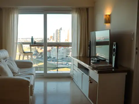 Departamento en Alquiler en Playa Chica, $ 1.100.000