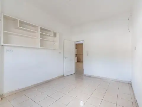 Depto Tipo Casa en Venta 50 años