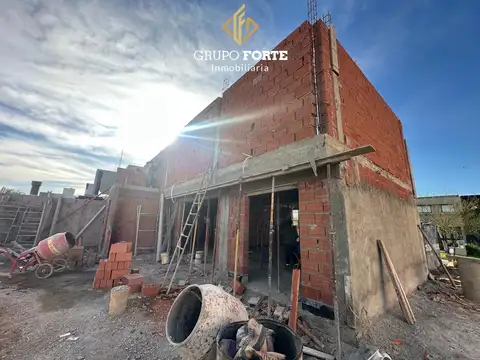Casa en Venta con 1 cochera