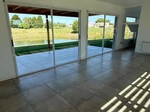 Casa en Alquiler al Norte