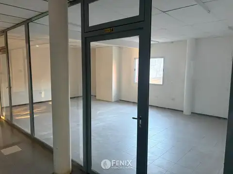 LCF A190 - OFICINAS CÉNTRICAS - FRENTE A LA MUNICIPALIDAD DE POSADAS