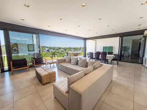 Venta La Cuesta casa 4 dormí con pileta