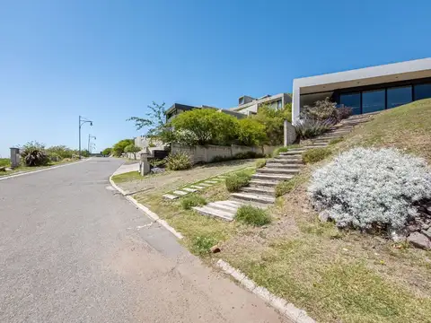 Casa en Venta en La Cuesta Villa Residencial, USD 560.000