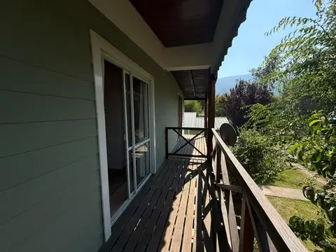 Casa 12 ambientes con 5 baños