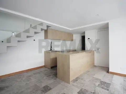 Depto Tipo Casa en Venta de 4 ambientes