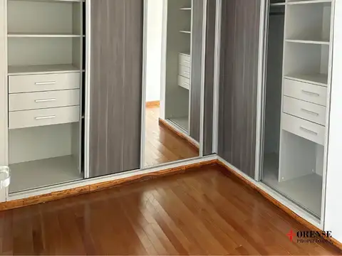 San Martín 2180 , Piso 14