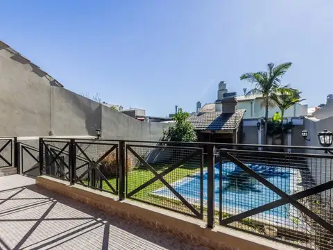 CASA | 9 AMBIENTES | CATEGORÍA | FONDO LIBRE | PISCINA | GARAGE 8 AUTOS | RAMOS MEJIA