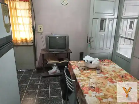 Casa 5 ambientes con 4 baños