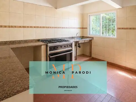 Casa en Venta con 1 cochera