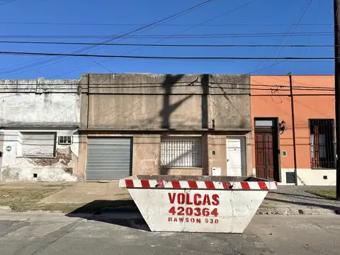 Casa en Venta con proyecto de contrucción. A estrenar. 2 dorm. Patio. Cochera. Pleno Centro Campana