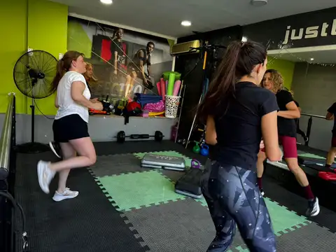 VENTA FONDO DE COMERCIO GIMNASIO - LISTO PARA TABAJAR EN RAMOS MEJIA