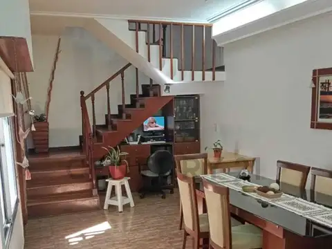 VENTA PH 4 AMBIENTES TIPO DUPLEX SARANDI AVELLANEDA