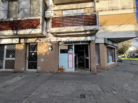 Local en Venta 40 años
