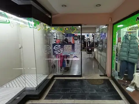 Local en Venta en Capitan Bermudez, USD 260.000