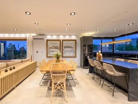 Casa en Venta al Oeste