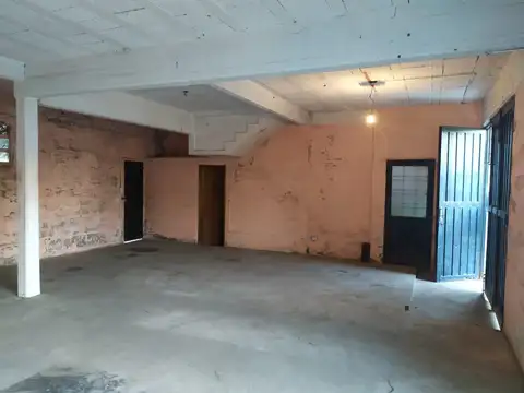 Local en Venta en Lobos, USD 65.000