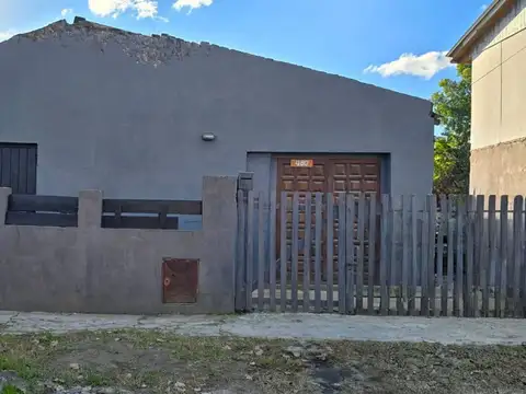 Casa sobre lote de 300 m² en ubicación estratégica