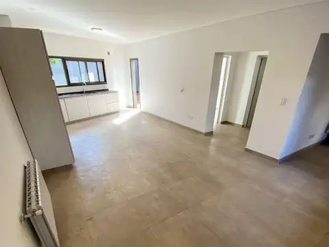 Depto Tipo Casa en Venta con 1 cocheras