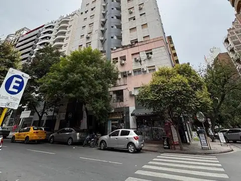 Departamento en Barrio Nueva Córdoba, sobre Obispo Salguero 618.