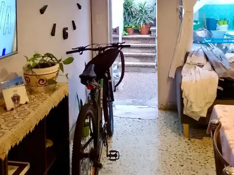 4 De Febrero 3900, Piso 1