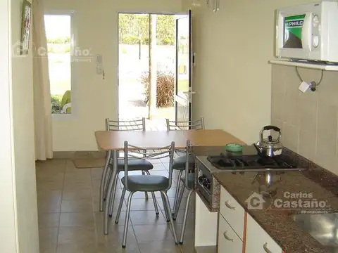 Hotel en Venta en Federación, USD 900.000