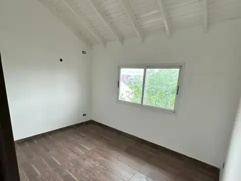 Depto Tipo Casa en Alquiler al Sur