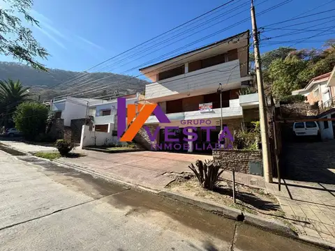 IMPORTANTE CASA EN VENTA ZONA MONUMENTO A GUEMES SALTA