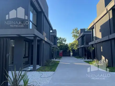 Depto Tipo Casa en Alquiler de 3 ambientes