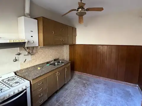Depto Tipo Casa 2 ambientes con 1 baño