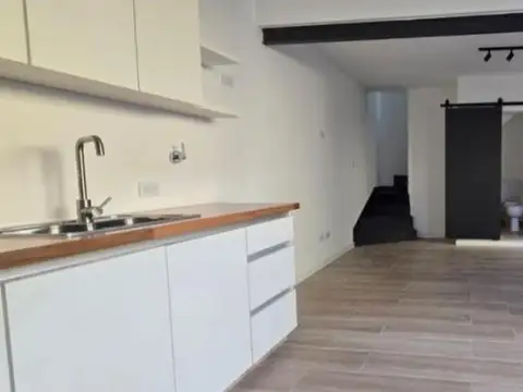Depto Tipo Casa en Venta de 3 ambientes