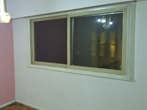 Depto Tipo Casa en Alquiler 40 años