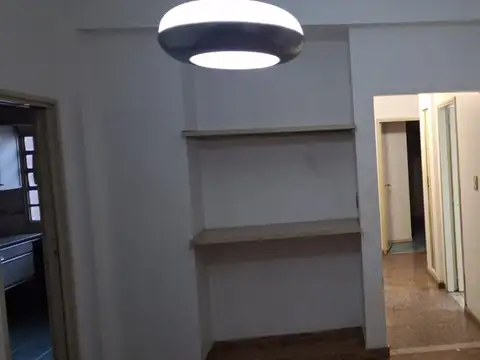 Depto Tipo Casa en Alquiler de 4 dormitorios