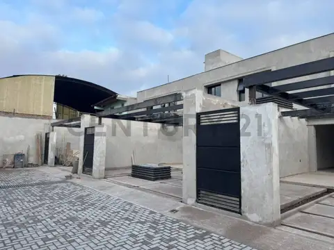 CENTURY 21 VENDE DUPLEX A ESTRENAR EN CALLE GUISASOLA- GODOY CRUZ
