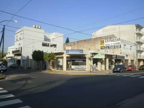 Local - Venta - Argentina, LANUS - PERON JUAN D. TENIENTE GENERAL 3895