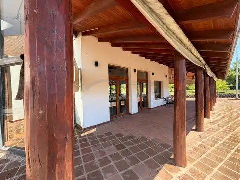 Casa en Venta en Cuatro Hojas, USD 380.000