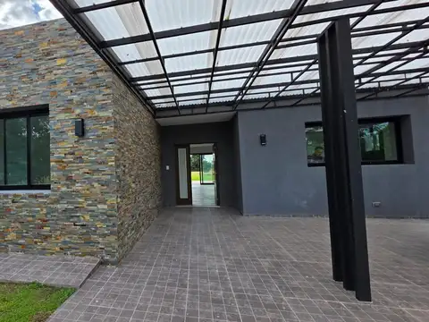 GRV - Venta Casa de 5 Ambientes - El Campo Cardales -