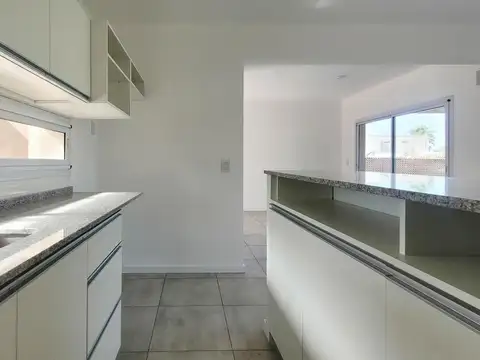 Casa en Venta al Oeste