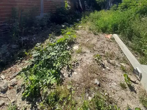 Terreno en Venta 8  mts Frente