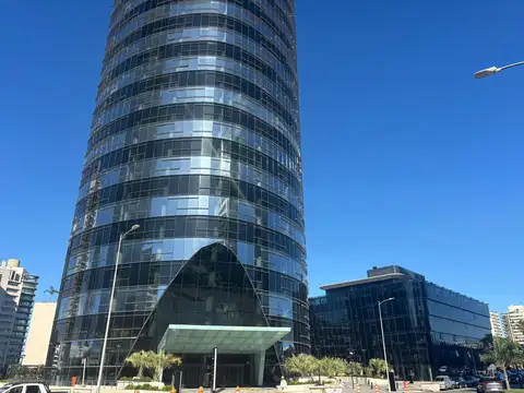 Oficinas en Alquiler - Cosmos Tower - 300 m2
