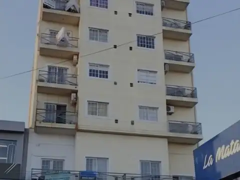 Venta depto 2 amb con patio