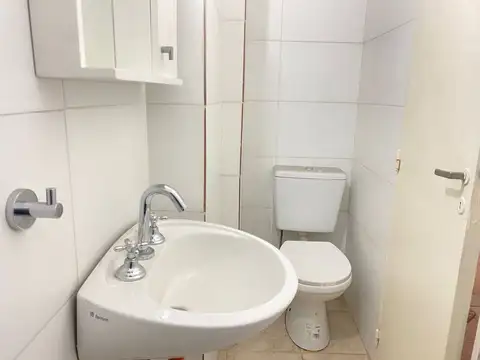 VENTA MONOAMBIENTE A METROS DE AV. 9 DE JULIO