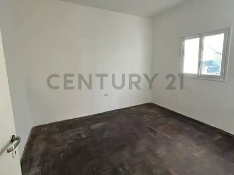 Venta ph 2 ambientes c terraza, Valentin Alsina