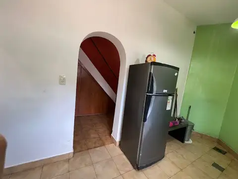 Depto Tipo Casa 5 ambientes con 2 baños